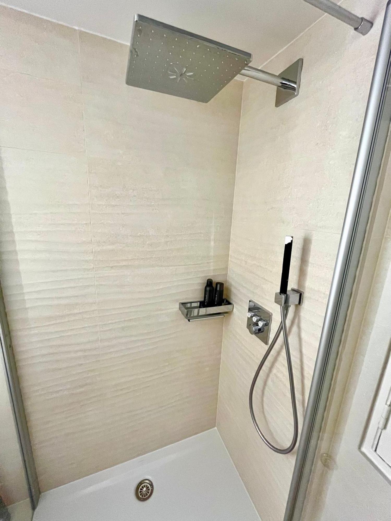 Studio Pres Des Champs-Elysees Paris Ngoại thất bức ảnh