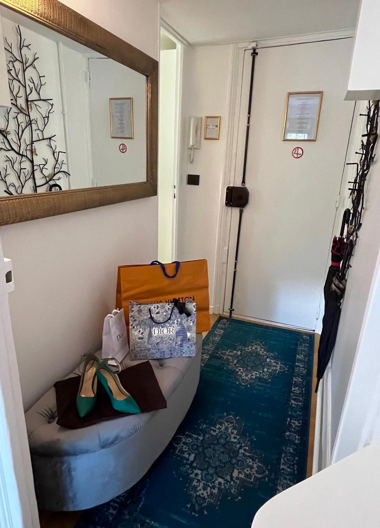 Studio Pres Des Champs-Elysees Paris Ngoại thất bức ảnh